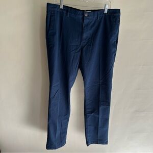 Old Navy Ultimate Tech Slim Built-in Flex 38 X 32 Pants Chinos Trousers Blue